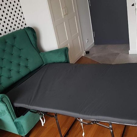 ורשה Apartament Przy Metro מראה חיצוני תמונה